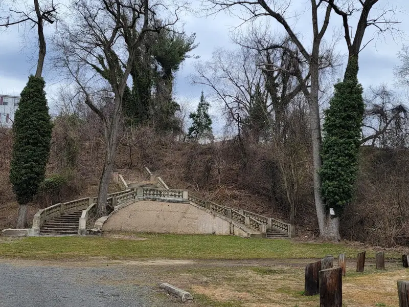 John A. Roebling Memorial Park